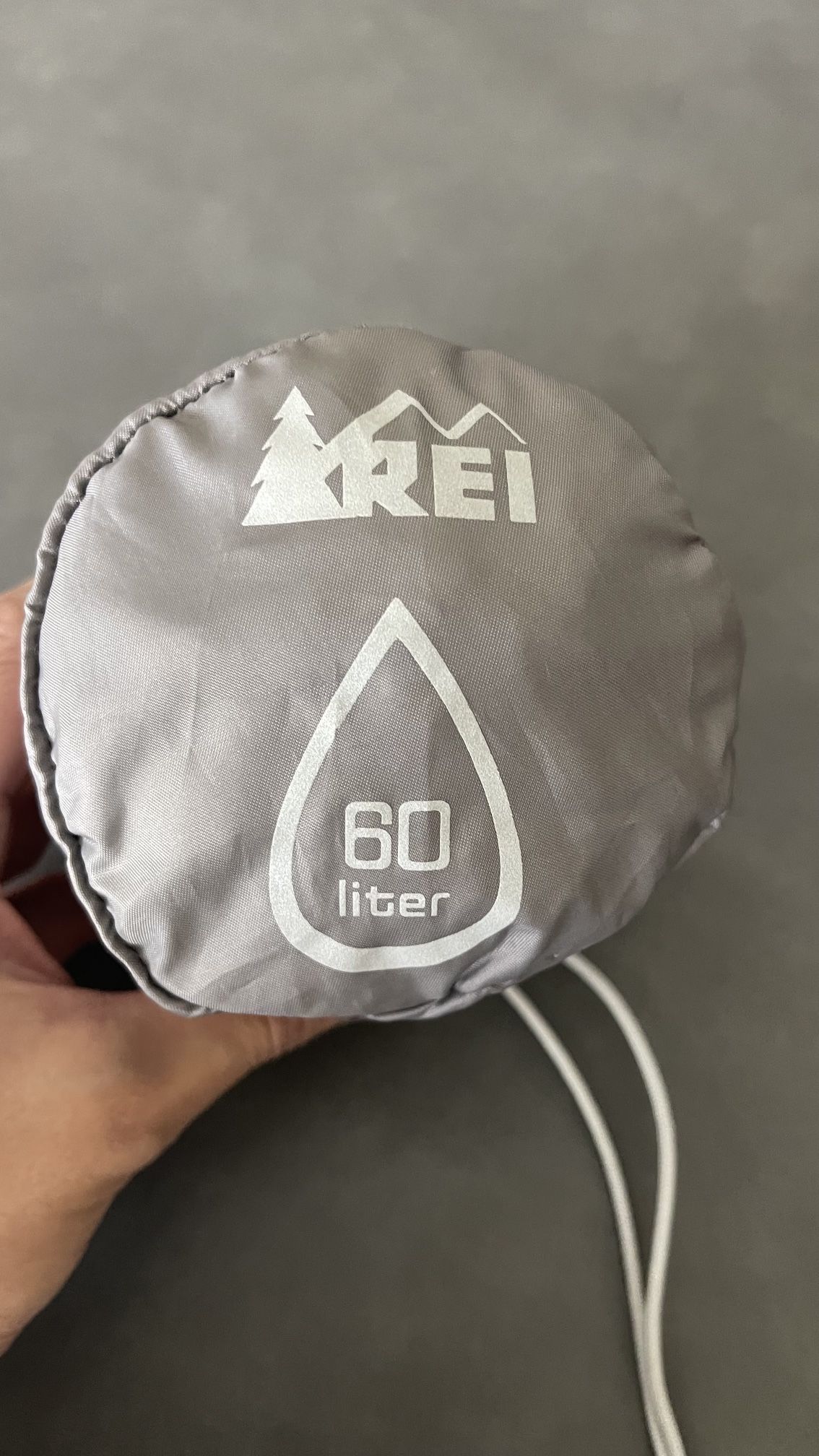 REI CO-OP BACKPACK RAIN COVER - 60 LITERS & Shovel