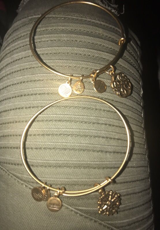 Your favorite charms ✨