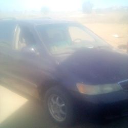 Honda van Running Driving Lettie Ruff