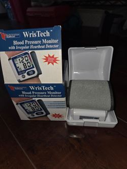 Wrist blood pressure monitor