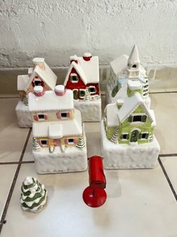 Vintage ceramic 1986 house of Lloyd Christmas houses village set