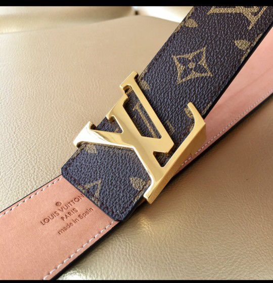 White Checkered Louis Vuitton LV Belt! Size 30-34! Brand New High Quality!!  for Sale in Las Vegas, NV - OfferUp
