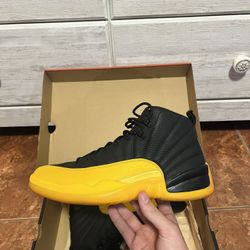 Jordan 12 University Gold Size 10.5 