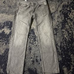 Levi jeans
