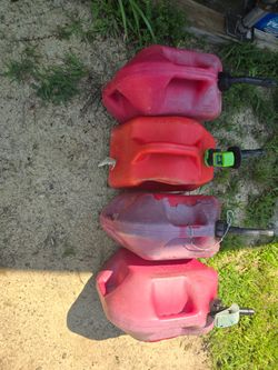 Used gas cans