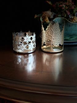 Lot of 2 “Bath & Body Works” 3 wick Candle Sleeves Fall/Winter