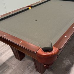 Pool Table In Excellent condition