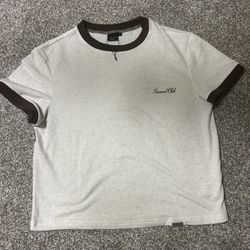 SUMWON / Sumwon Club/Boxed Men’s Tee/ Size Medium/Brown Neckline/Comfortable Fit