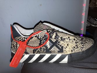 Off White Vulcanized