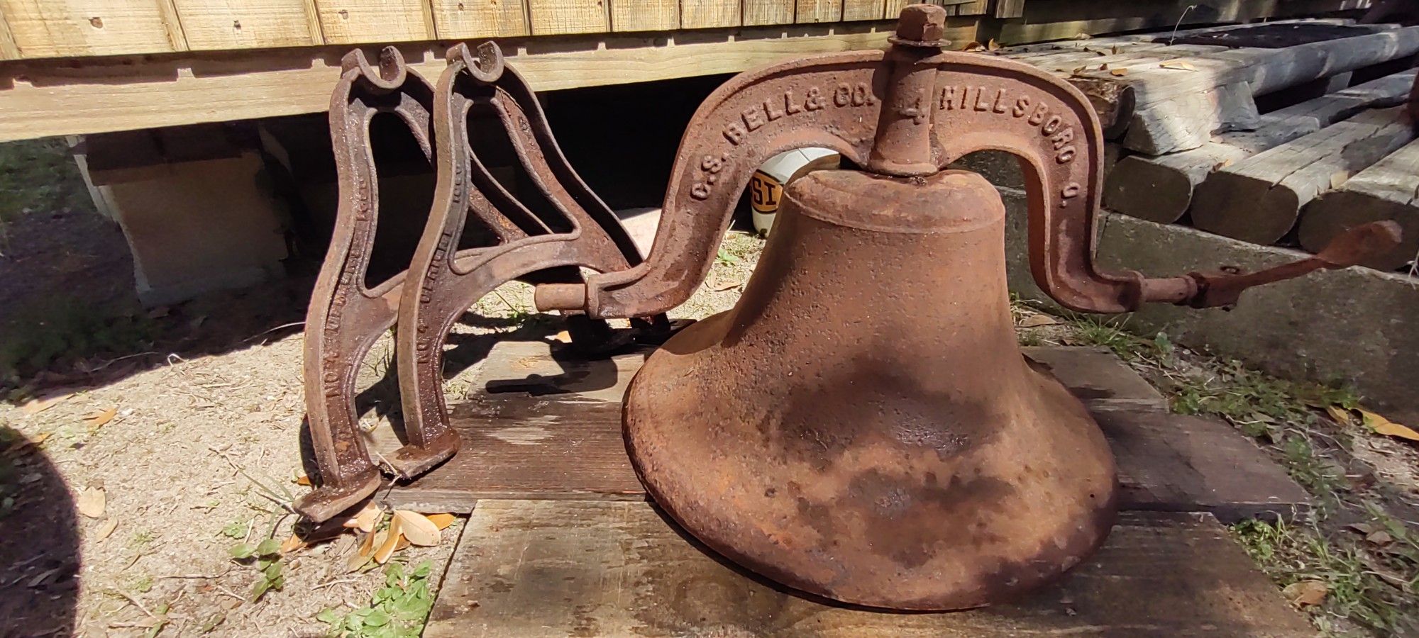 C.S Bell & Sons #4 Bell (HEAVY)