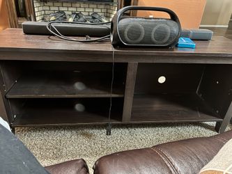Free tv stand
