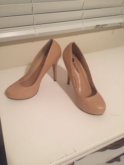 3" Michael Antonio Nude High Heels Size 8
