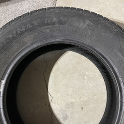 💥 Like New Tires – 205/70R16 – General ALTIMAX RT43 – $450 (Schenectady)
