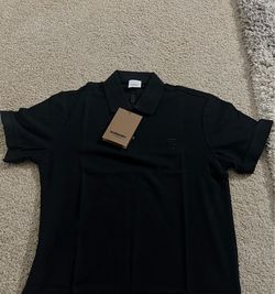 Burberry polo size L XL