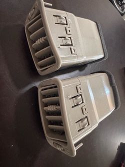 2pk 1(contact info removed) Chevrolet Silverado Tahoe GMC Sierra Suburban Dash Vent replacement    Fe8)