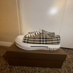 Burberry Low Tops