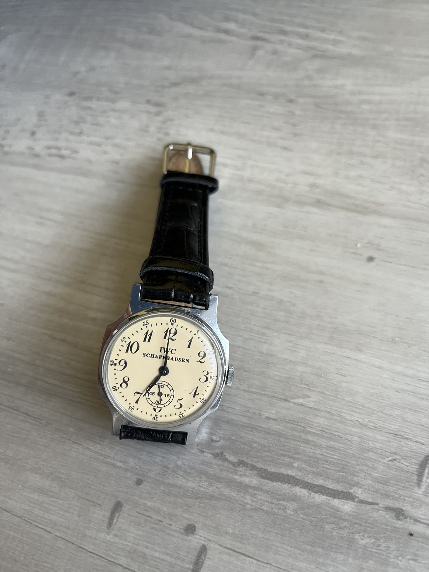 IWC Schaffhausen Pobeda H Vintage Mens watch for Sale in Halndle