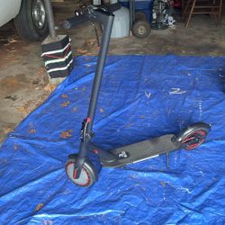 Electric Scooter New 16MPH