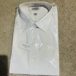 Brand New Van Heusen Men's Dress Shirt 