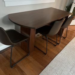 Office Table And 3 Chairs 