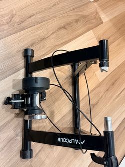 ALPCOUR Indoor Bike Trainer Stand – Excellent Condition