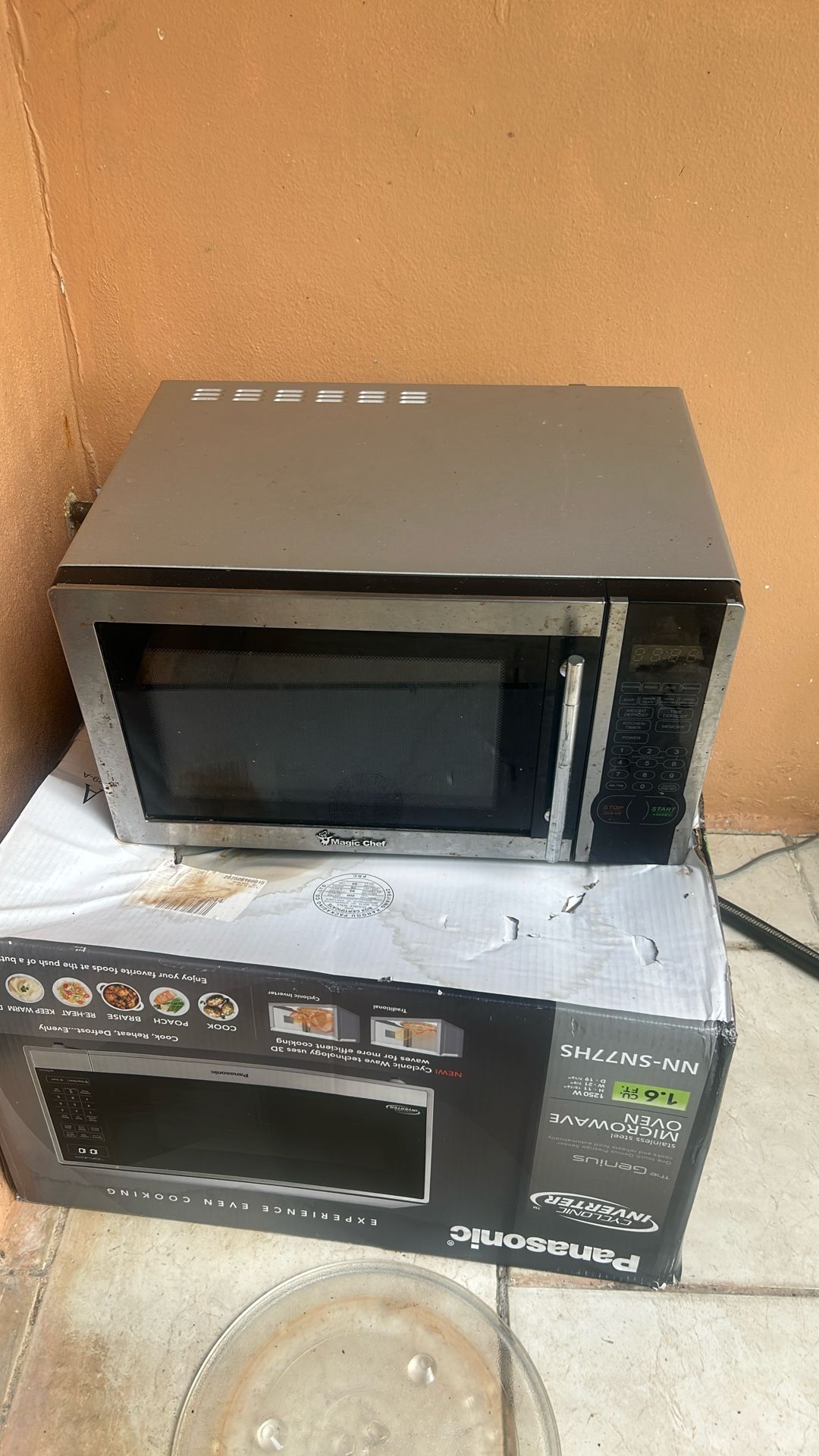 Magic Chef Microwave