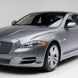2012 Jaguar XJ-Series