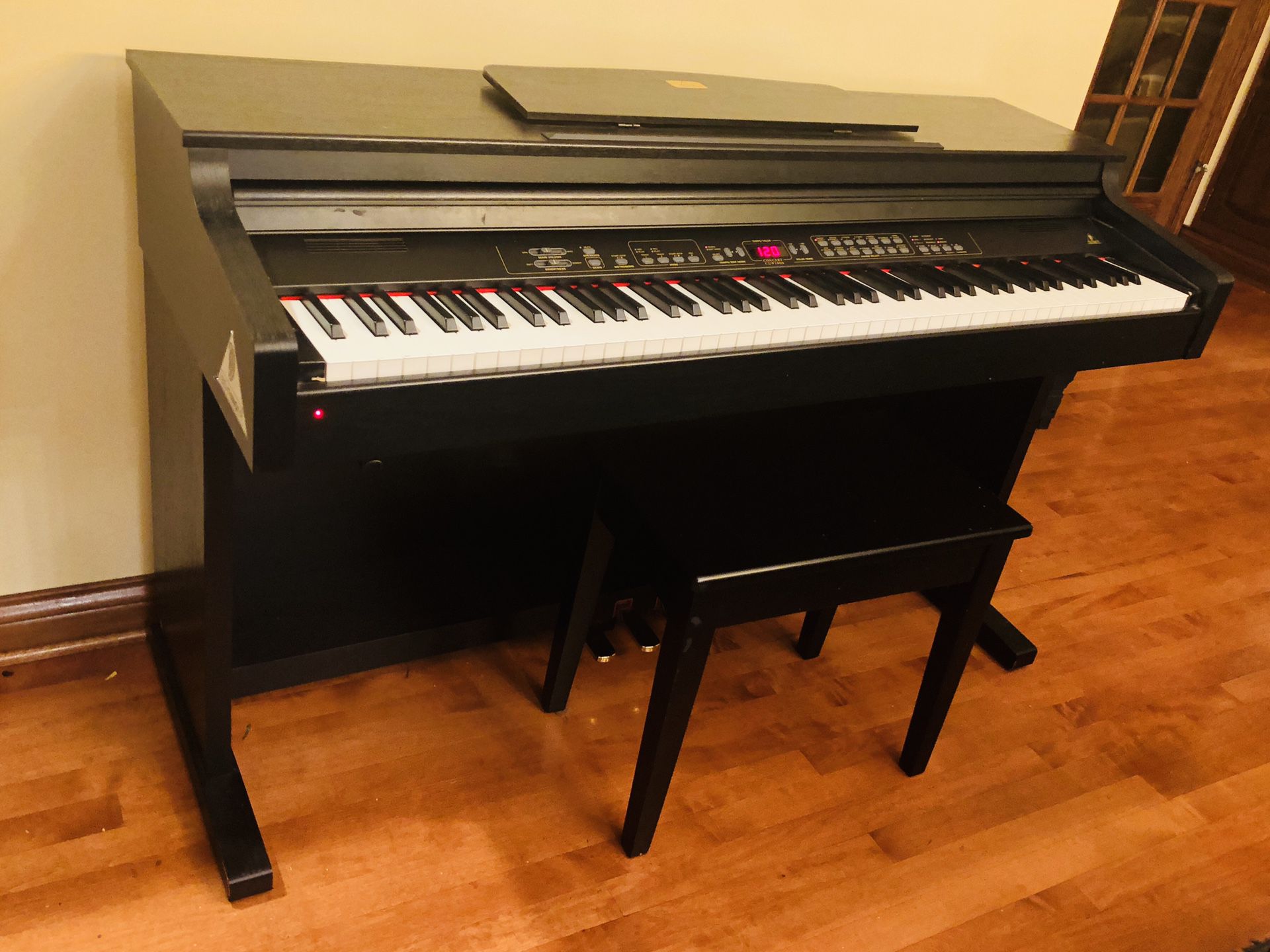 Behringer electric Piano