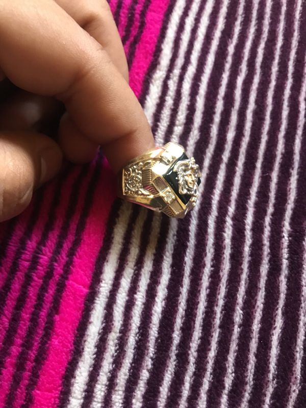 10k versace ring