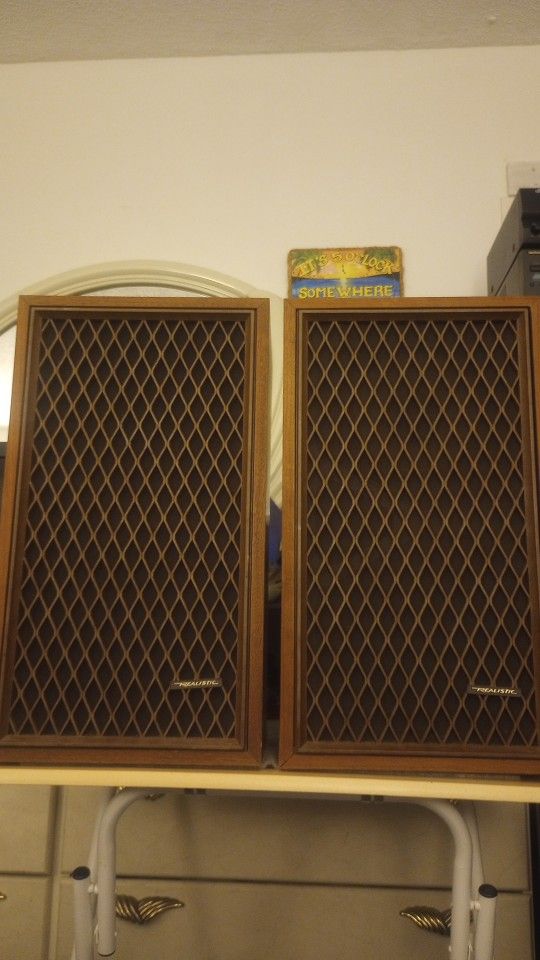 Realistic Collectible Nova 10 Speakers