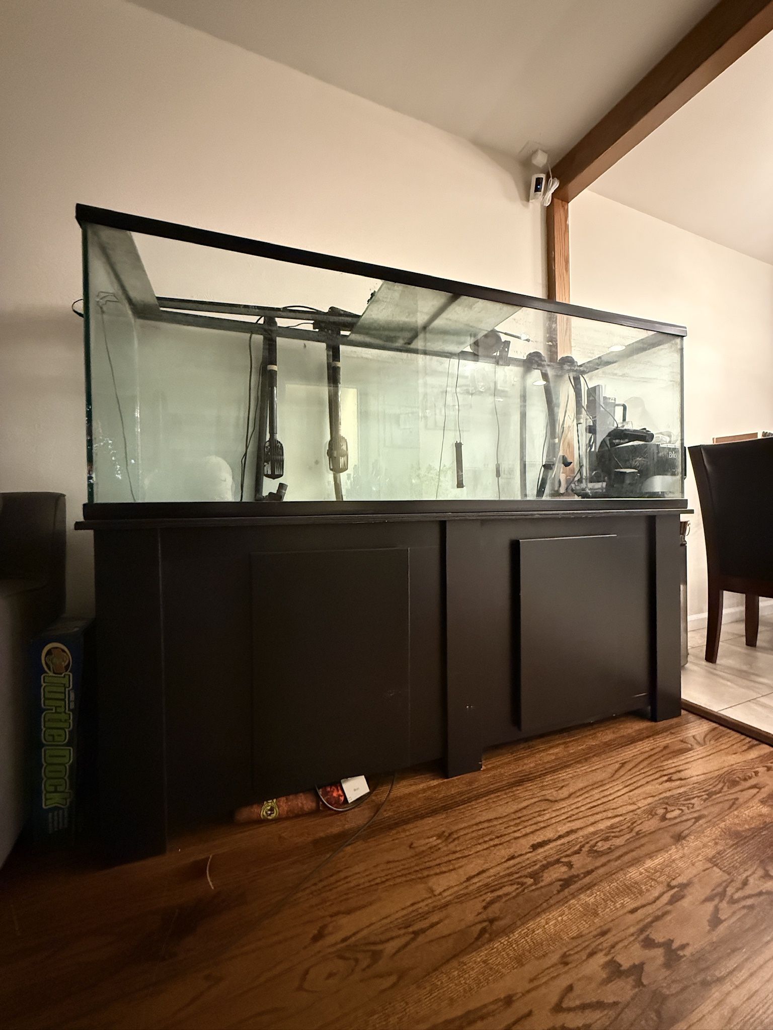 For Sale: Large 6-Foot Aquarium Approx 135 Gallon + Stand – Great Condition