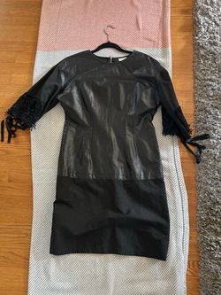 Lot of 5 High Quality Basics for Closet or Re-sale