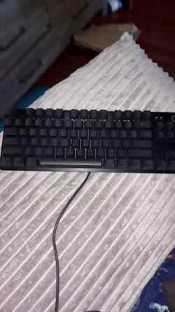 Logitech - G413 TKL SE Tenkeyless Wired Mechanical Tactile Switch Gaming Keyboard