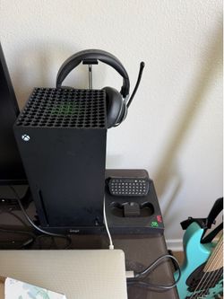 XBOX SERIES X (Great Condition)