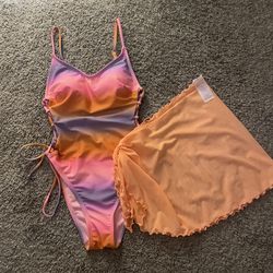 Women’s one piece bathing suit
