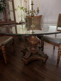 Dining Room table & chairs