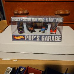 2001 Hot Wheels Pop's Gargage 4 Car Set