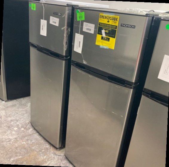 Thomson 7.5 Cu ft Refrigerators