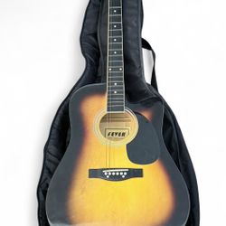 Fever Acoustic Guitar  w/Gig Bag & Method Book