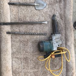 Makita 1 1/2”rotary Hammer