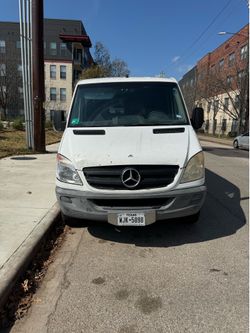 Sprinter Van