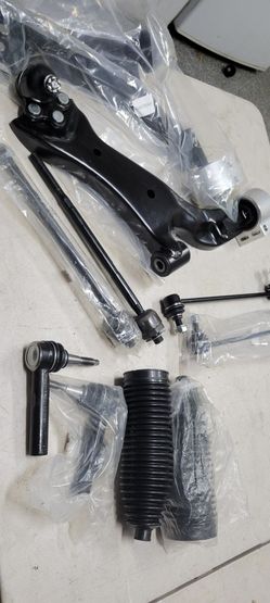 2010-----2017 Chevy Equinox / GMC Terrain 8 Piece Front Suspension Rebuild Kit