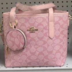 Beautiful handbags, inspired by a variety of colors