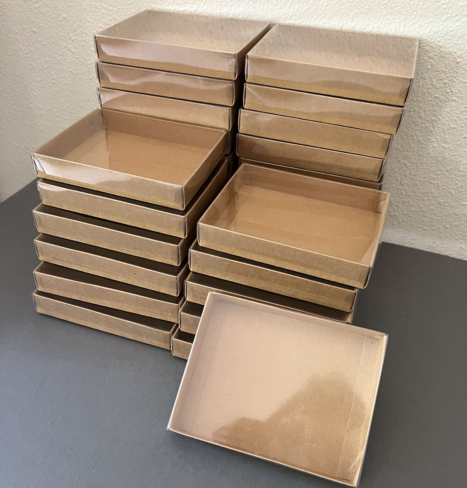 Clear Lid Gift Boxes with Kraft Base. Qty-30