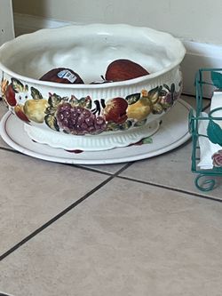 Fruit bowl