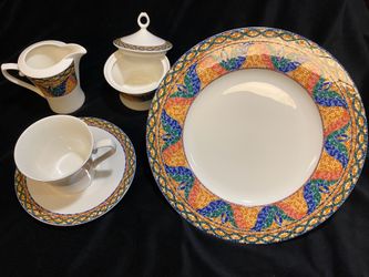 Mikasa Ultima+ “Sao Paulo” Fine China Set for 8 | Like New in Original Boxes