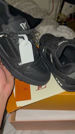 LV Trainer Black.