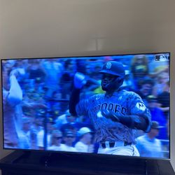 77” Hisense 4K U8H LCD TV (Needs new Backlight)