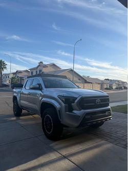 2024 Toyota Tacoma SR5