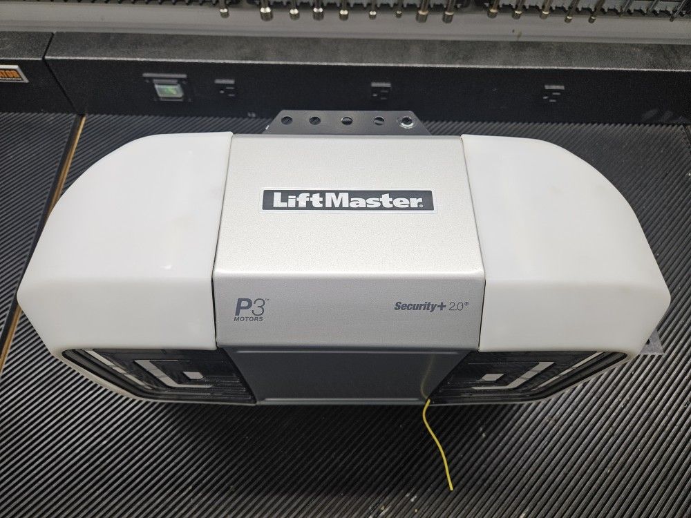 Liftmaster 1/2 HP Belt Drive Garage Door Opener